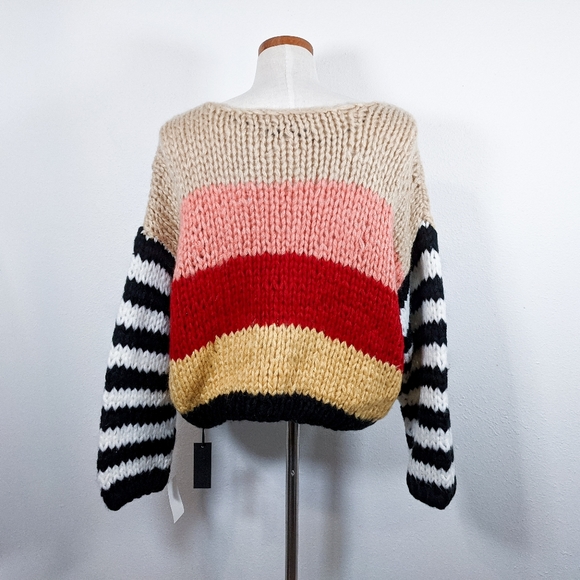 SOLD!! Blank NYC Sweetheart Color Block Sweater Size S - Picture 5 of 12
